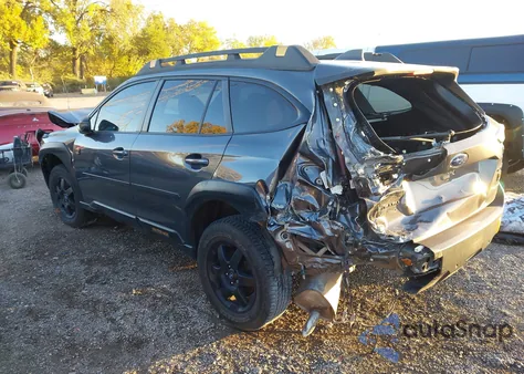 2023 Subaru Outback Wilderness z USA, uszkodzony, nr VIN 4S4BTGUD3P3141624